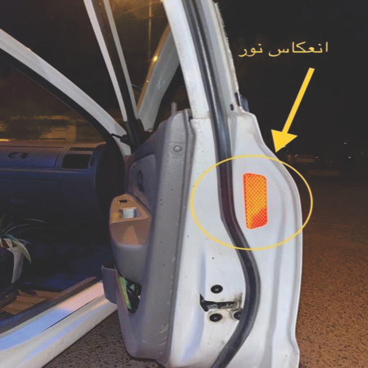 برچسب شبرنگ هشدار باز بودن درب خودرو ونگارد مدلS116مناسب برای کیا ریو بسته 4 عددی تولیدی مستر لوکسینو
